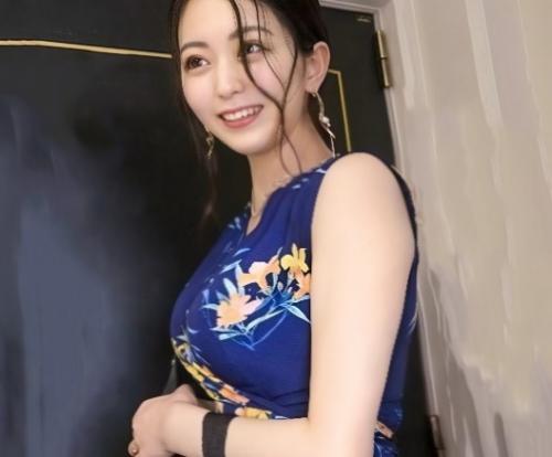 【人妻】顔も体も最上級！押しに弱い爆乳奥さんと神展開『またイクうう♡』他人棒で爆イキするドＭエロ美女と中だし濃厚SEX！