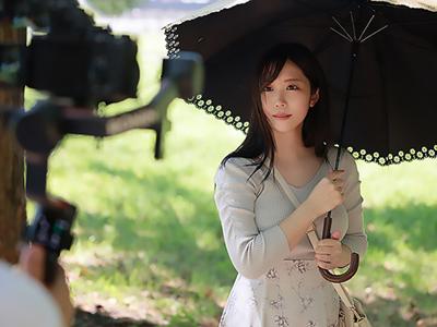 《人妻×手コキ》妖艶な妻が展開する未経験のエリア！AV業界に新たな物語が誕生し視聴者に驚異と満足感を届けるｗｗｗ