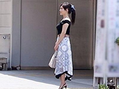 ＜ハメ撮り＞欲求不満な美人妻（40歳）巨乳乳首を勃起させた四十路熟女が子宮奥を貫かれ激ピストンでイキ狂う【素人/企画】