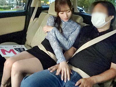 ＜人妻＞良家出身Fカップセレブ妻！Mそうに見えて小悪魔！攻めもイけるナイスバディ美女がM男クンを弄ぶ【加藤妃乃総集編 】