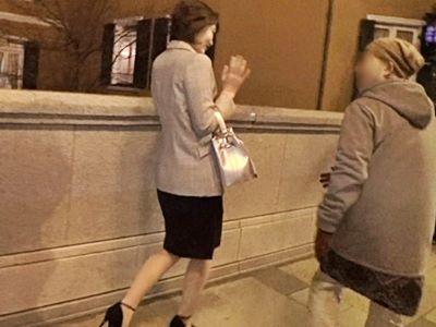 ＜人妻ナンパ＞スタイル抜群の三十路セレブ！ドSな鬼ピストンに泣くように喘ぐ欲求不満熟女が自宅で中出し不倫