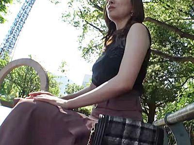 【美腹筋人妻】ウェスト周りがたまらない37歳エロ妻！勃起乳首も卑猥な三十路熟女がイラマチオ乱交！まさにSEXトレーナー！