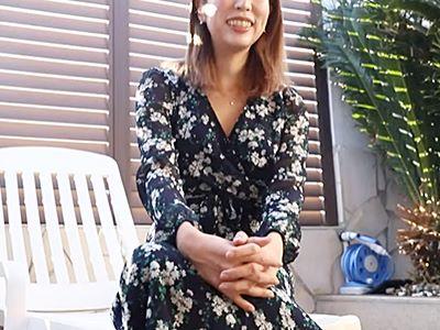 ＜人妻＞旦那が早漏で欲求不満な三十路奥様！丹念にち●ぽを味わうフェラチオがエロかった新婚妻のハメ撮り不倫【素人】