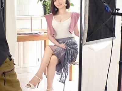 ＜三十路＞雑誌編集者の人妻さん！旦那様のモノとは比べ物にならない他人棒に仕事も育児も忘れ高飛車系熟女がメスイキ！