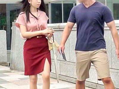＜人妻ナンパ＞旦那様とラブラブなのにデカチンに負けて中出しされる淫乱妻（28）清楚な奥さんの浮気H【素人/企画】