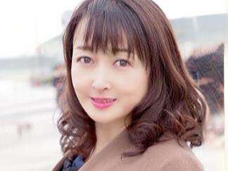 【人妻ナンパ】清楚でぽっちゃりデカ尻な完熟ボディがエロい52才美熟女にセクハラ質問！欲求不満を聞き出してホテルお持ち帰り