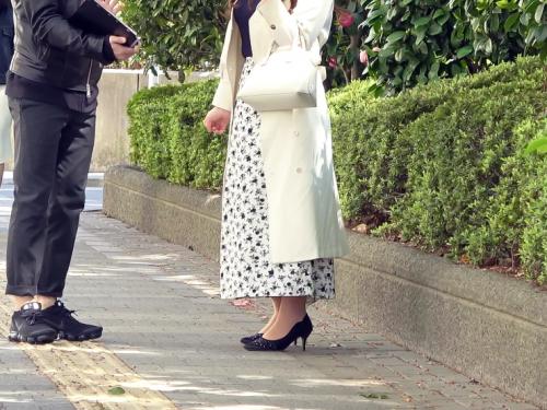 【人妻ナンパ】色香と気品漂う美熟女セレブ妻に声掛けて下着見せをお願い！興奮した奥さんに不倫交渉でホテル連れ込み浮気中出し