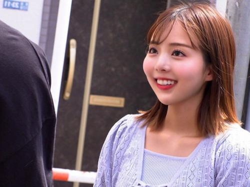 【素人ナンパ】結婚1年目の人妻に声掛けてメモリアルヌードフォト企画！男性モデルの絶倫チンポに勝手に挿入されて寝取られ墜ち