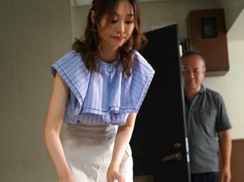 【人妻NTR】夫が仕事で不在の隙に隣人の絶倫オヤジに襲われる奥さん…無理やりで鬼畜な連続中出しレイプに寝取られ不倫堕ち