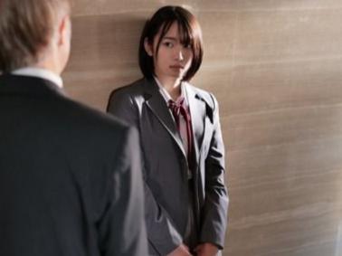 【連れ子JKレイプ】死ぬほど嫌いでキモい義父に密かに狙われ続ける女子校生…ひとつ屋根の下で無理やり犯される近親相姦レイプ