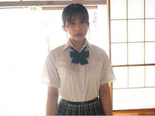 【制服JK】暑い季節に変態おじさんに汗だく唾液の体液まみれで調教される美少女…舐め合いからハメ合うねっとりとした夏の記憶