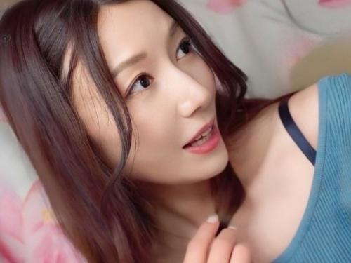 【人妻ナンパ】上品で色香漂う40才美熟女な子持ち母親に性感チェック！車での電マに興奮して快楽墜ちした美魔女をお持ち帰り