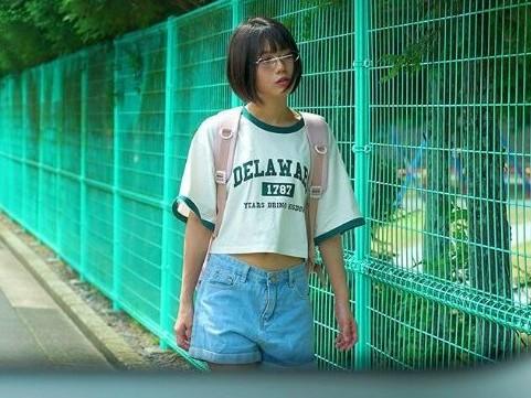 【輪姦レイプ】人目を盗んで帰り道の美少女襲って媚薬を口に流し込み！アジトに拉致してガンギマリなアヘ顔娘を鬼畜な集団レイプ