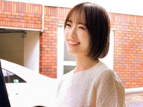 【人妻ナンパ】元女子アナな31才スレンダー美人な奥さんを連れ込みメモリアルヌード撮影会！男性モデルに勝手に挿入されて絶頂
