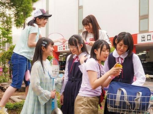 【JKレイプ】両親が仕事でお留守番をする幼い鍵っ子の未発達な身体に中出しレイプ！女友達を呼び出させて地獄の連鎖で輪姦乱交
