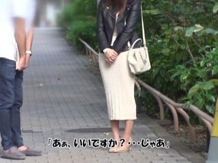 【人妻ナンパ】色気と気品溢れる30才美魔女おばさんは夫とセックスレスで欲求不満…電マと他人棒フェラに欲情してホテル不倫H