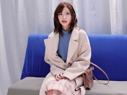 清楚美人なお姉さんをナンパしてマジックミラー号に連れ込み！疑似痴漢の我慢ゲームでチンポ挿入して絶頂イキ