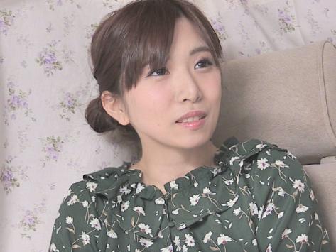 【人妻ナンパ】清楚な見た目で巨乳おっぱいがエロい34才美熟女にセクハラ質問！欲求不満を聞き出して不倫中出しで痙攣絶頂イキ