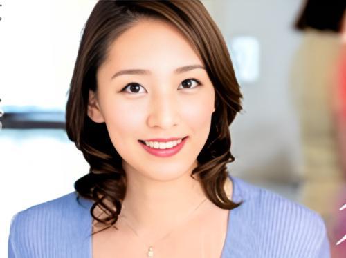 ＜彼女の母＞彼女が大学の集まりでいない時を狙って彼女の家に行って美人な彼女の母親の膣奥へチ〇ポ入れて中出しさせてもらった