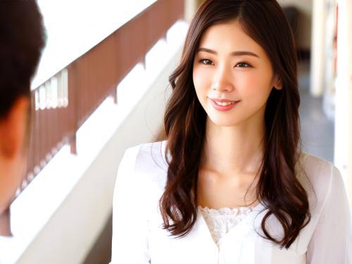 ＜人妻NTR＞隣に突然引っ越してきた美人人妻のためなら留年しても悔いはないほどのエロセックスにメロメロ【小松杏】