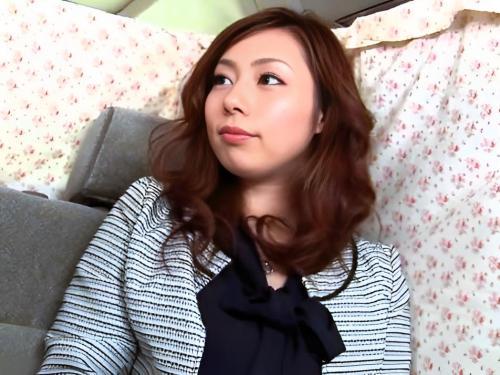 ＜人妻ナンパ＞三十路スレンダー美熟女のフェラがプロ級の舌使いでエロくて膣の締まりも最高の人妻熟女でイキ乱れる