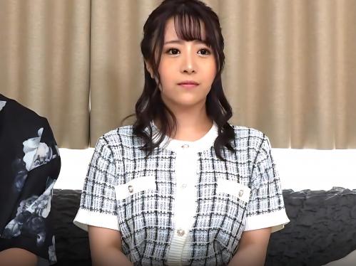 ＜メモリアルヌードNTR＞美人人妻が男優のチ〇ポが密着して興奮収まらないうちに口説かれデカチンを突っ込まれ喘ぐ