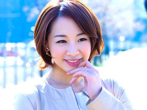 「はぁ～はぁ～あ～主人以外のチンチン気持ちいぃ～またいくぅぅ～」清楚なかわいい熟女がイキまくって無許可中出しに呆然