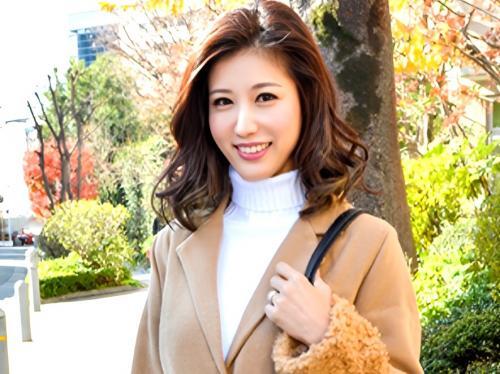 ＜熟女ハメ撮り＞清楚なSS級美人人妻は四十路の女医♡年下のおチンチンを突っ込まれて喘ぎまくって中出し大絶頂