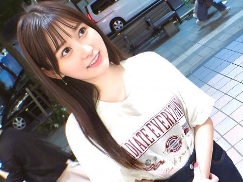 ＜素人ナンパ＞押しに弱いスレンダーSS級美少女がナンパされ敏感色白美肌を舐められピクピク痙攣イキまくる