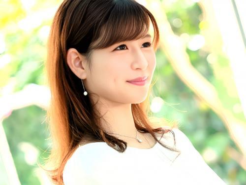 「セフレとエッチしてます」こんな清楚でお淑やかな美人女性講師が見た目と裏腹にエロエロ痴女だったなんて＜新人デビュー＞