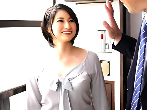 ＜人妻NTR＞美人人妻は旦那の寝取られ性癖に応えるために他人の肉棒に串刺しされ喘ぎまくる　本田瞳