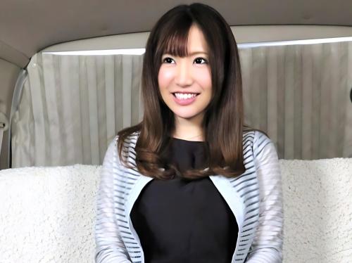 ＜人妻ナンパ＞子持ちの美人人妻さんが、子供産んでからの初セックスでおチンチンが膣奥から産道に久しぶりの刺激でイキ乱れる