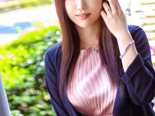 「奥まで入って気持ちぃぃ～」清楚なアラサー巨乳人妻は久しぶりのチ〇ポに膣を締めつけて喘ぎ絶頂イキ乱れる