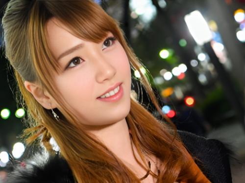 ＜人妻ナンパ＞旦那が医者のアラサーセレブな美熟女は他人のチ〇ポをパイパン膣へ生入れしてたっぷり中出し精子大量注入