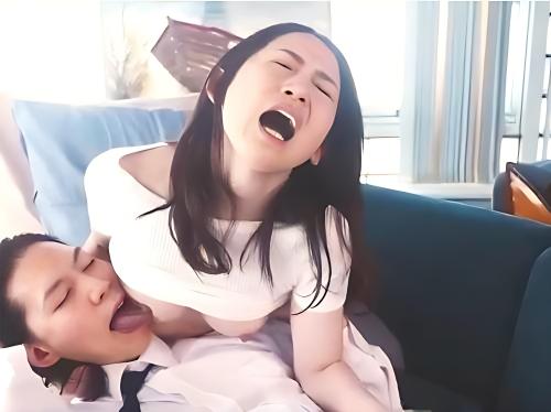 ＜人妻NTR＞清楚な人妻は旦那の部下から乳首を攻められ気持ち良すぎてついに覚醒して中出しセックスで大絶頂【水戸かな】