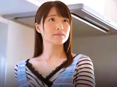 心に隙間の出来てた美人人妻が家に補修工事に来た元カレの作業員が十数年ぶりの時を経て再びそのチ〇ポで中出し絶頂へ