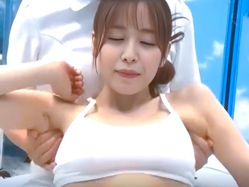 ＜人妻ナンパ＞産後の母乳マッサージで感じてしまった人妻が我慢できず他人のチ〇ポを膣奥に突っ込んで中出しまでイキまくる