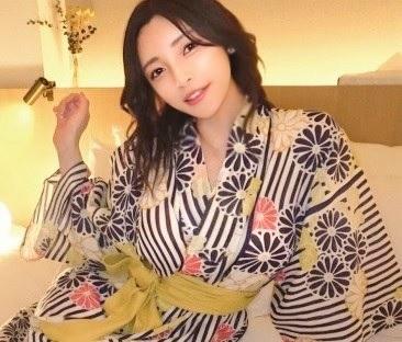 【人妻】超美人！笑顔も可愛い30歳の奥さんとワンナイト！『夫より…すごい♡』他人棒で爆イキするエロ素人妻と生ハメセックス