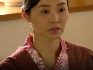 【人妻不倫】偶然の元カレとの出会いが女を変える！！専業主婦としての生活で見失っていた「女」の部分がふたたび芽生えて…