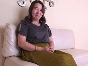 「浮気してみたいなって…」普通のおばさんに隠されたスケベな本性！！旦那さんにナイショで勝手に女を取り戻しちゃいますｗ