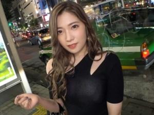 「イッちゃうごめんなさい！！」言いながらブシャッと大量潮吹きｗｗｗ素人ナンパ企画でGETした女性はとんでもないお漏らし女