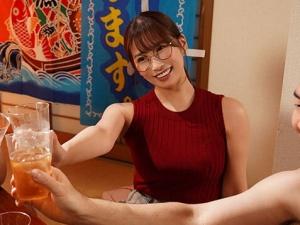 「お酒ってこんなに美味しいんですね…」地味巨乳おっぱいな文系女子大生がアルコールの勢いでとんでもないメスにｗｗ