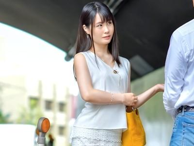 【人妻ナンパ企画】『清楚顔で変態！？』ガード固い美熟女が不倫から大量潮吹き→セックスで豹変し中出し成功ｗ【素人エロ動画】