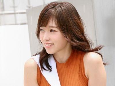 【奇跡の美熟女】『清楚顔で痴女！？』2児の人妻がラブホテルで手マン痙攣イキ→窓際露出で立ちバック騎乗位ぶっかけ♥エロ動画