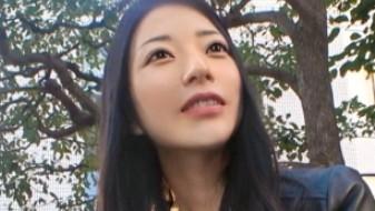 【才色兼備OL】「ナカが気持ちいいんです…」ねっとりキスからのねっとりフェラ。