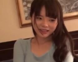 恥ずかしがり屋で華奢な感じが可愛いけど、脱いだらビックリ！！身体は完璧なエロボディの美少女と中出しSEX2発射！！