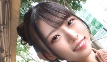 神戸からやって来た経験人数1人の美少女！彼氏と別れて傷心中のところを慰めSEX！