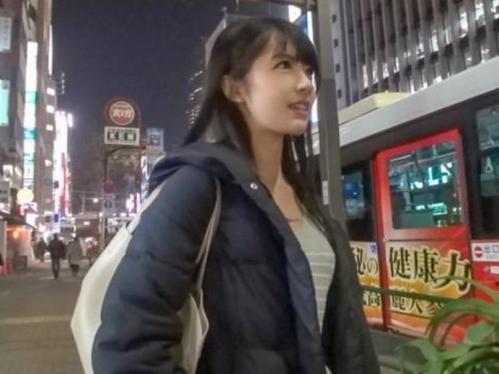 【素人ナンパ】SSS級ルックスに巨乳スレンダーボディ♡あっさりカラダを許しちゃう尻軽だった、乳首ビンビンにしてイキまくる