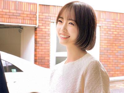 【人妻ナンパ企画】『え～…旦那より…硬いチンポに…興味？…無いですょ…』美乳おっぱい奥さん浮気フェラ＆手コキ＆中だし絶頂