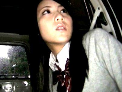 ＜流出映像だぞ！＞「万引きをする女子！」やめてよ！バカな女だ！悪い子は・・・お仕置きダべ～(アダルト動画)